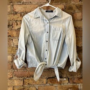 Akira Cropped Button Down